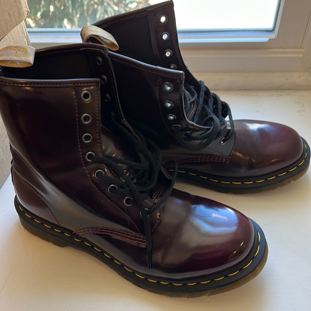 Dark red DR MARTENS